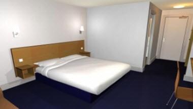 Travelodge Burford Cotswolds Hotel in Bampton, GB1