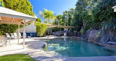 Noosa Entrance Waterfront Resort in Sunshine Coast, AU