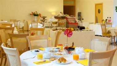 Hotel Executive S.R.L. in San Paolo D Argon, IT
