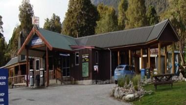 Makarora Tourist Centre in Queenstown, NZ