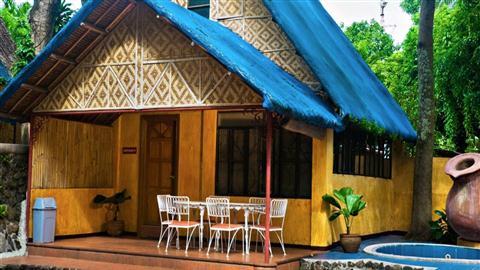 Dona Jovita Garden Resort in Calamba, PH