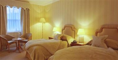 Garvock House Hotel in Dunfermline, GB2