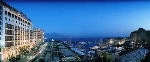 Grand Hotel Vesuvio in Naples, IT