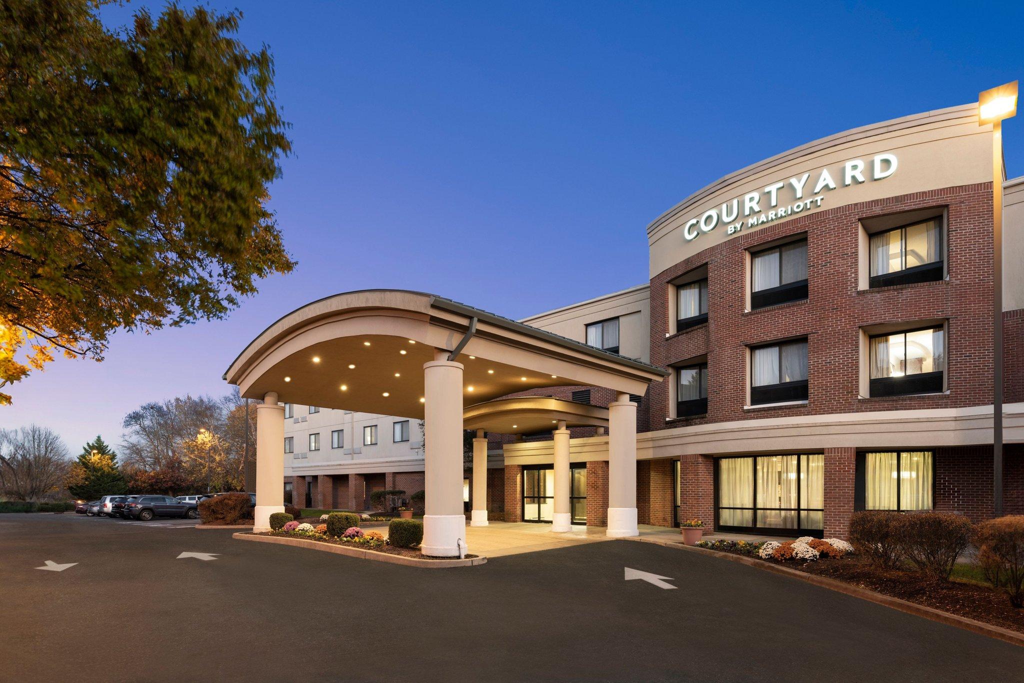 Courtyard Wall at Monmouth Shores Corporate Park in Wall Township, NJ