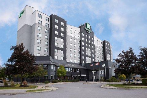 Holiday Inn & Suites Ottawa Kanata in Оттава, ON