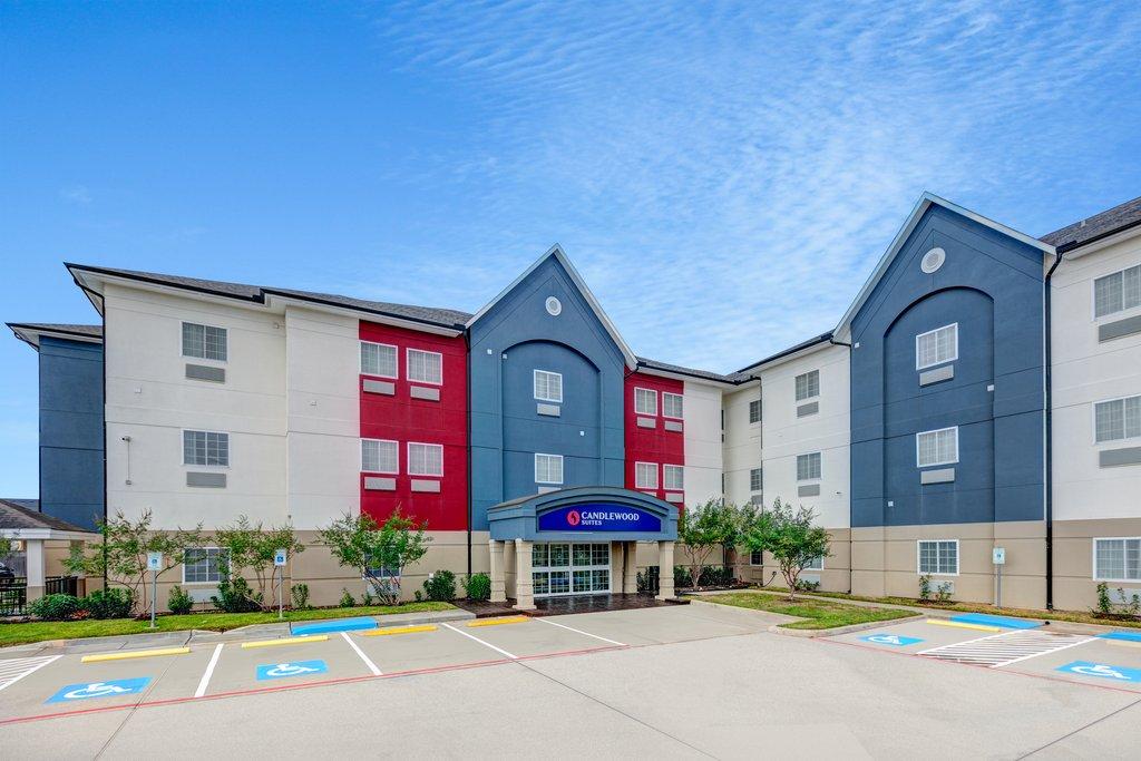 Candlewood Suites Lake Jackson image