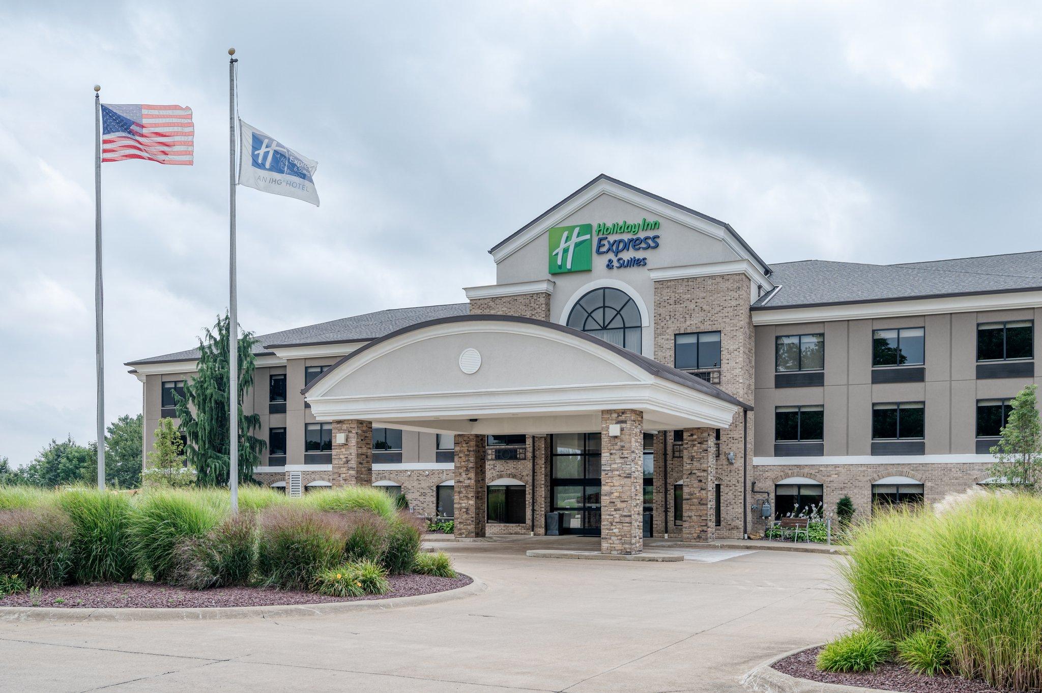 Holiday Inn Express Hotel & Suites Wadsworth in Wadsworth, OH