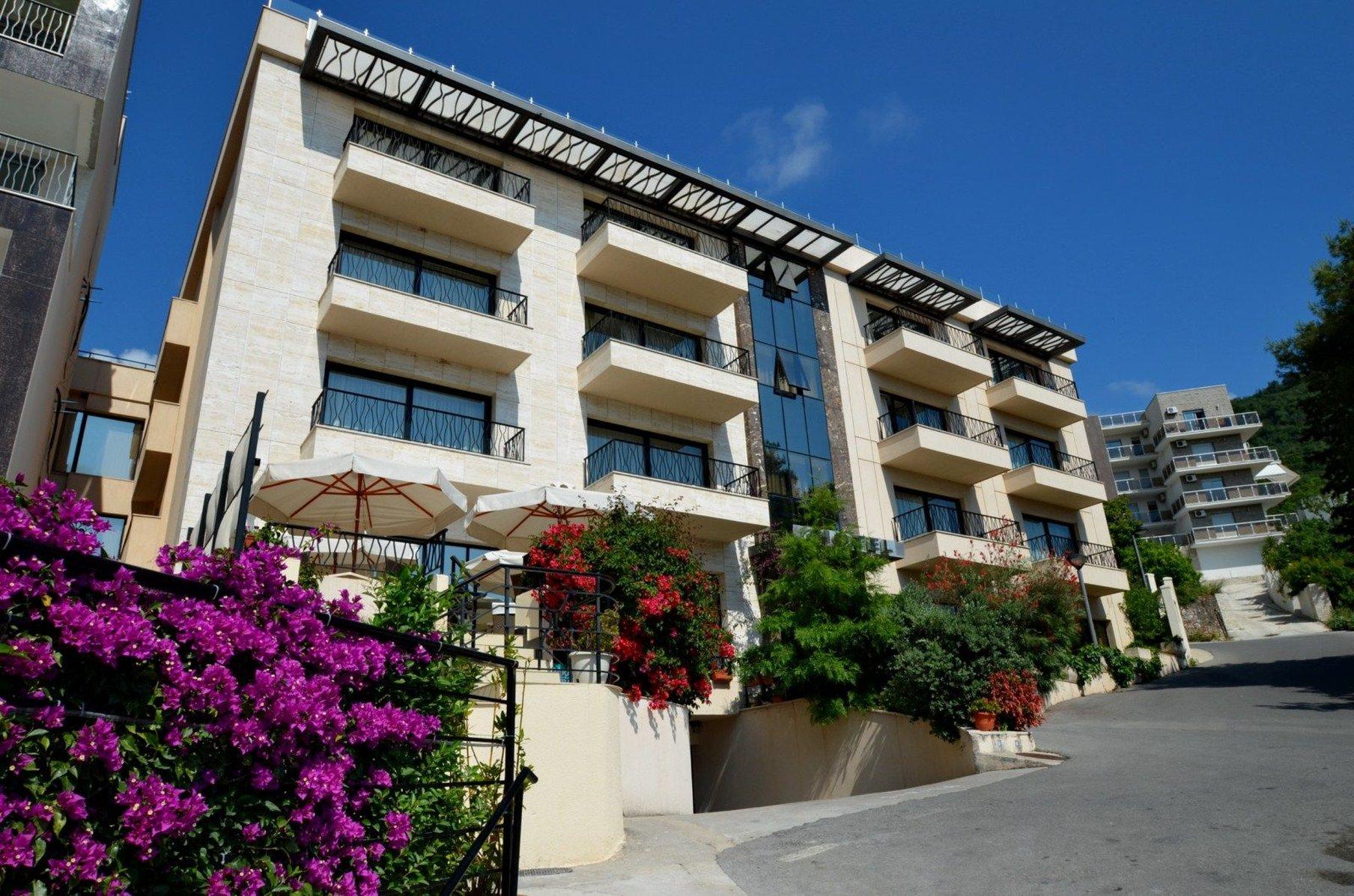 Hotel Residence in Budva, ME