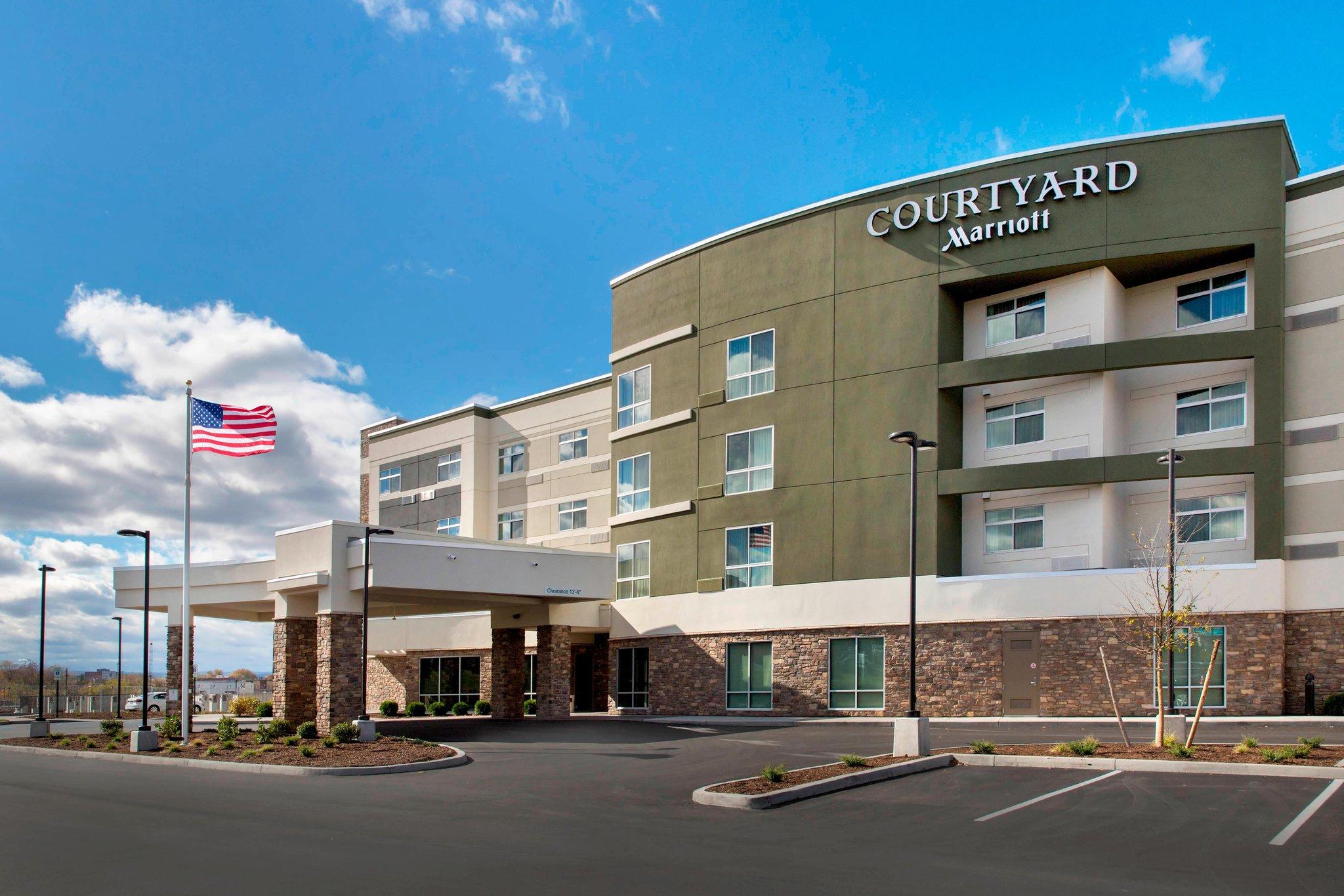 Courtyard Schenectady at Mohawk Harbor in Schenectady, NY