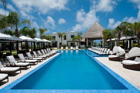 Las Terrazas Resort & Residences in San Pedro, BZ