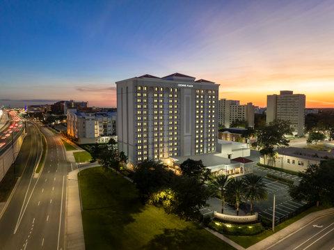 Crowne Plaza Orlando-Downtown *Newly Renovated* in Орландо, FL