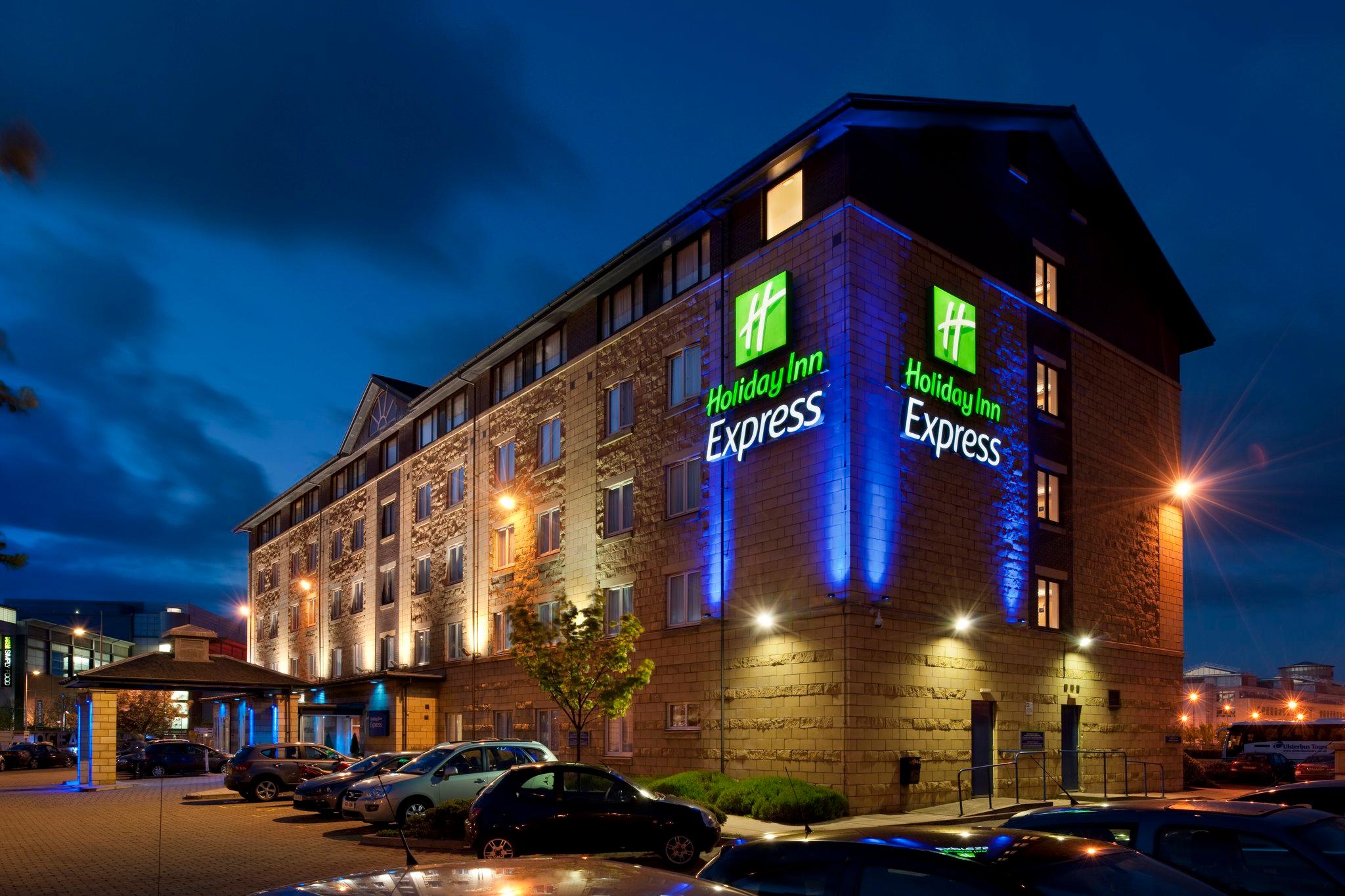 Holiday Inn Express Edinburgh-Waterfront in Edinburgh, GB2