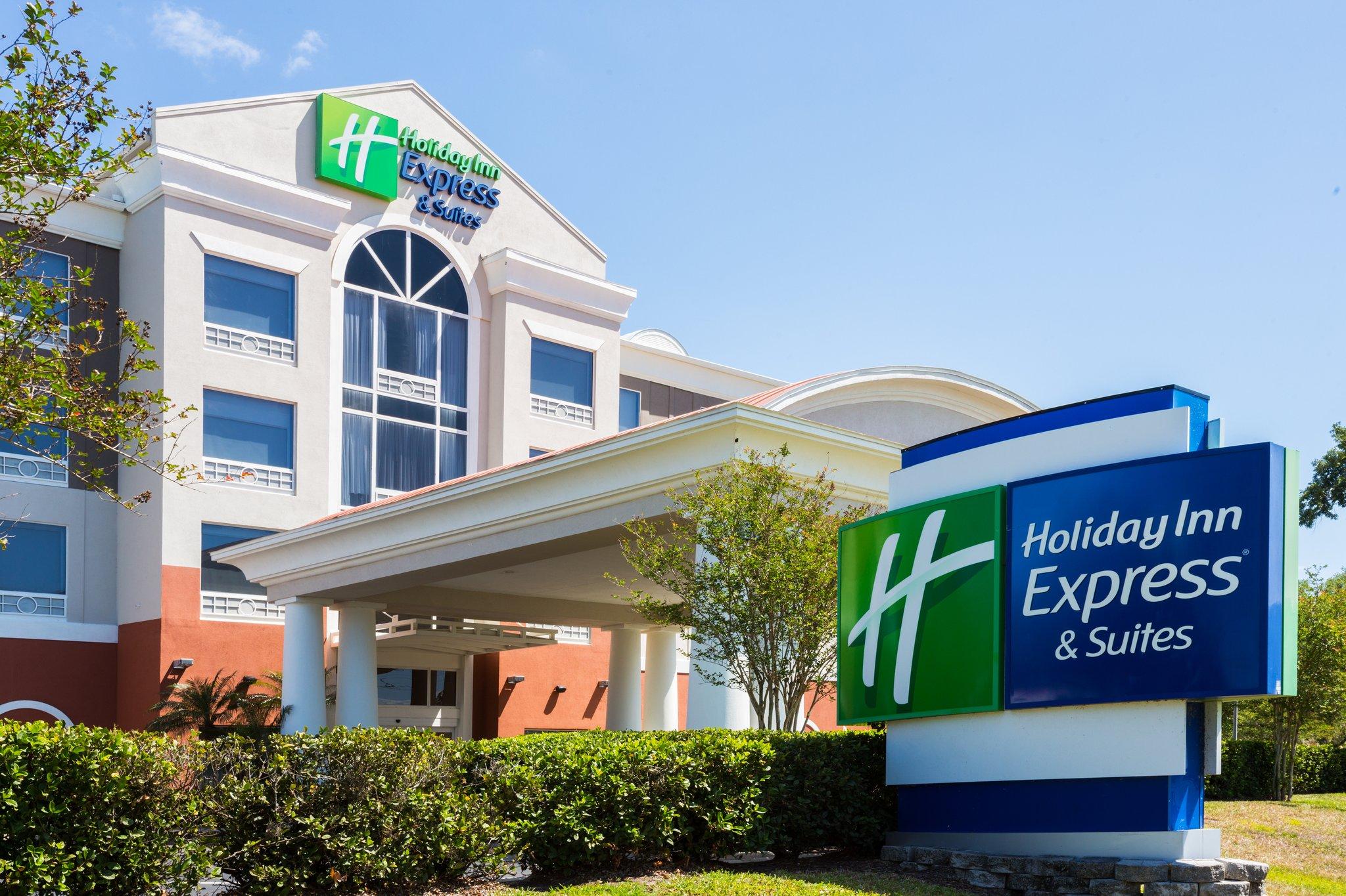 Holiday Inn Express Hotel & Suites Tampa-Fairgrounds-Casino in Tampa, FL