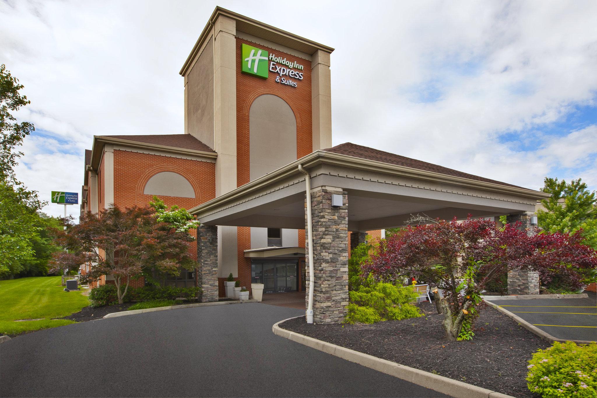 Holiday Inn Express Hotel & Suites Cincinnati Northeast-Milford in Milford, OH