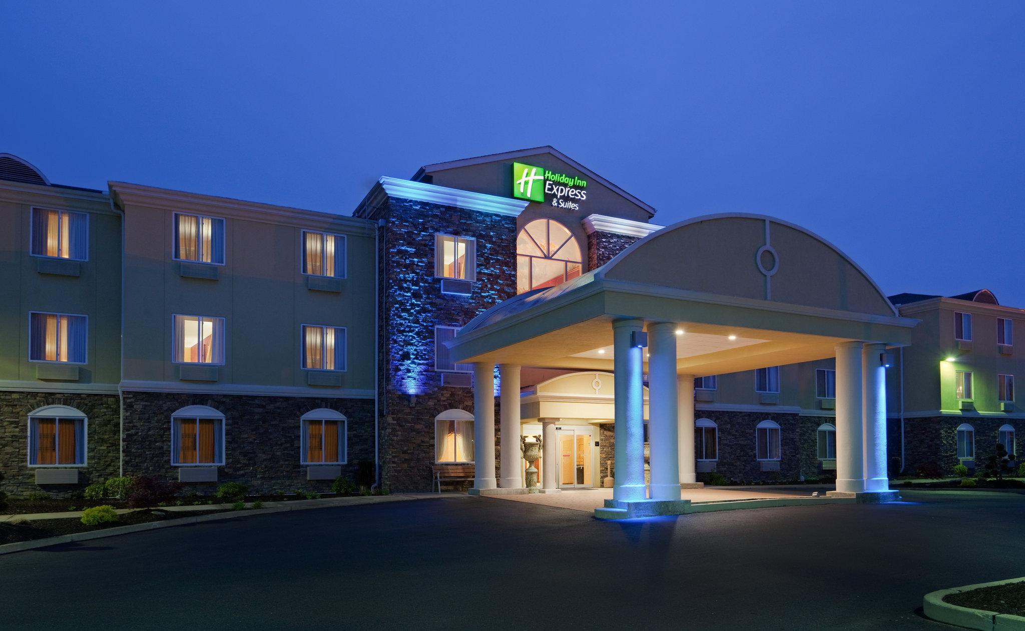 Holiday Inn Express Hotel & Suites Swansea in Swansea, MA