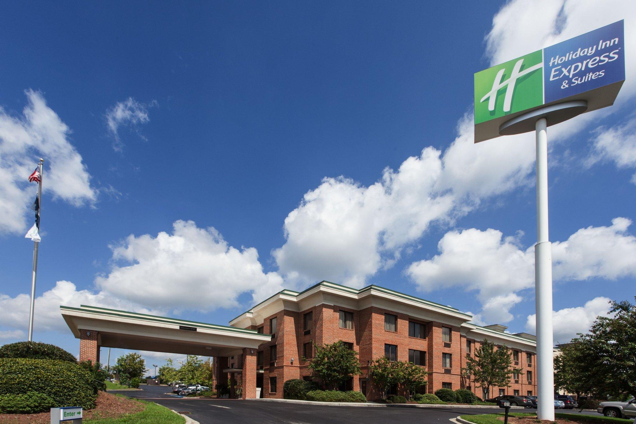 Holiday Inn Express Hotel & Suites Columbia-I-20 At Clemson Road in Columbia, SC