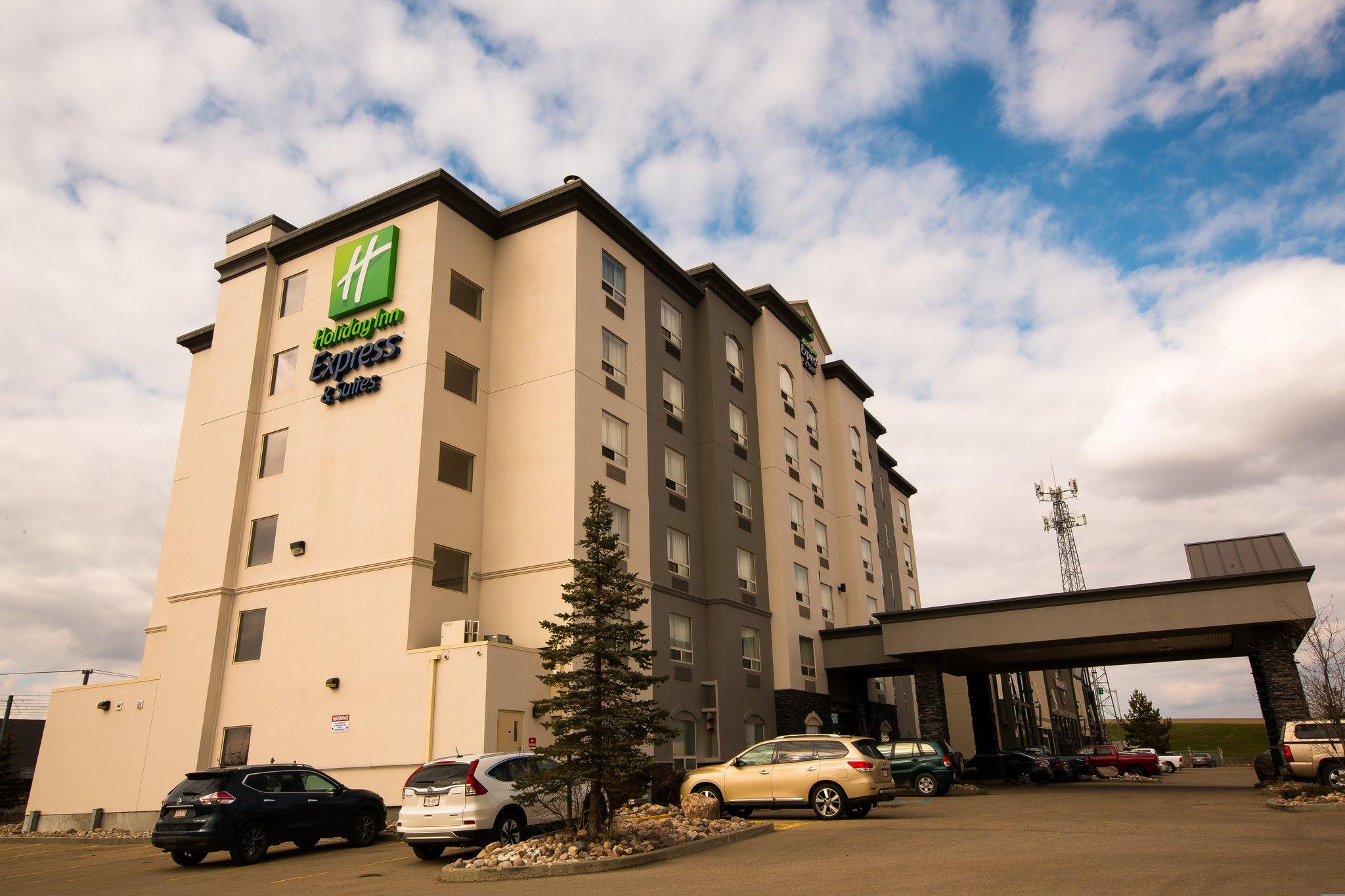 Holiday Inn Express Edmonton North in Edmonton, AB