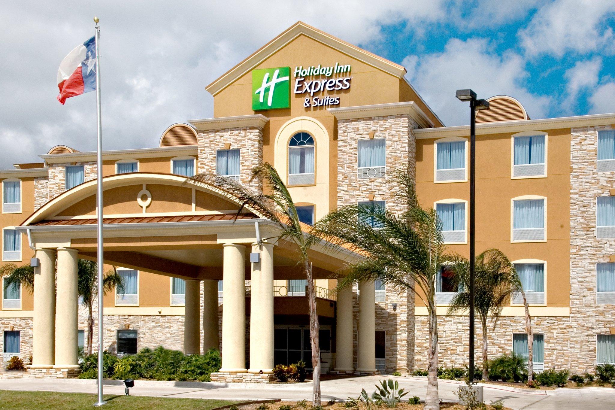 Holiday Inn Express & Suites Corpus Christi in Corpus Christi, TX