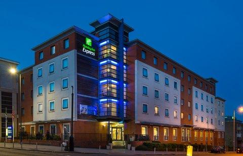 Holiday Inn Express Stevenage in Stevenage, GB1