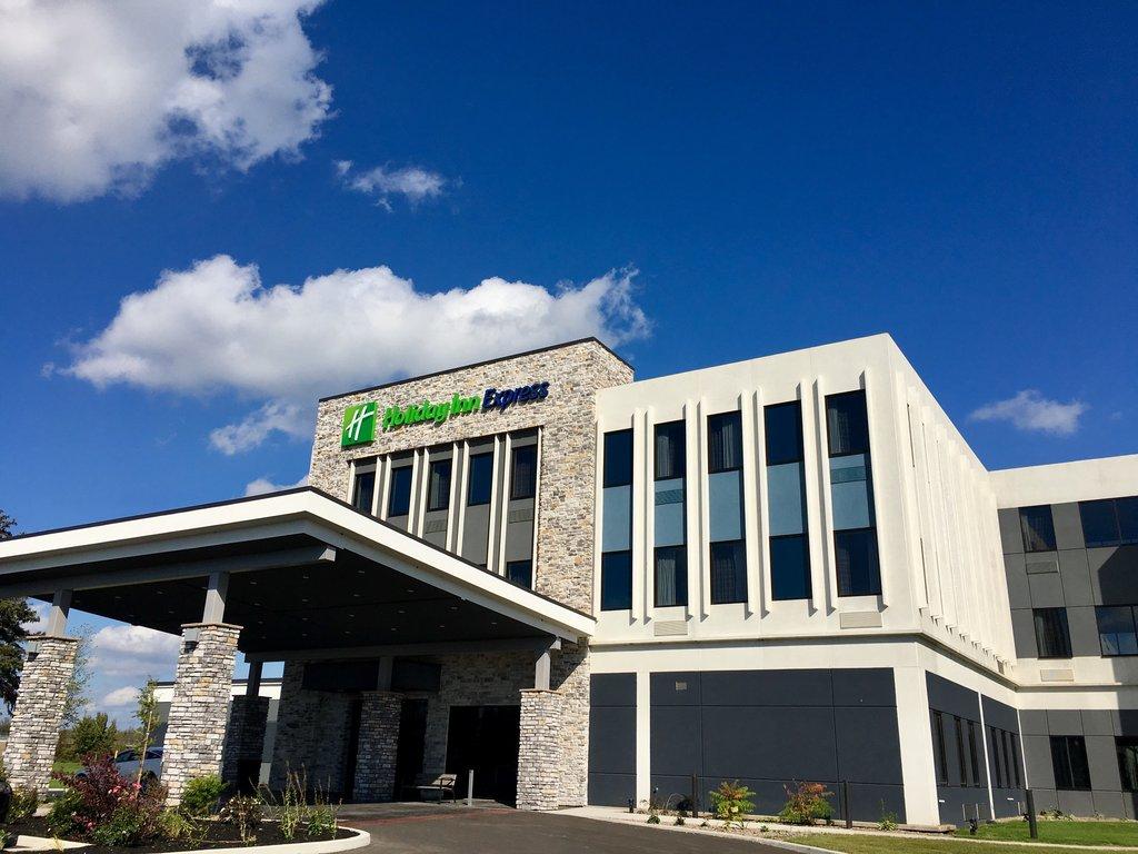 Holiday Inn Express Grand Island image