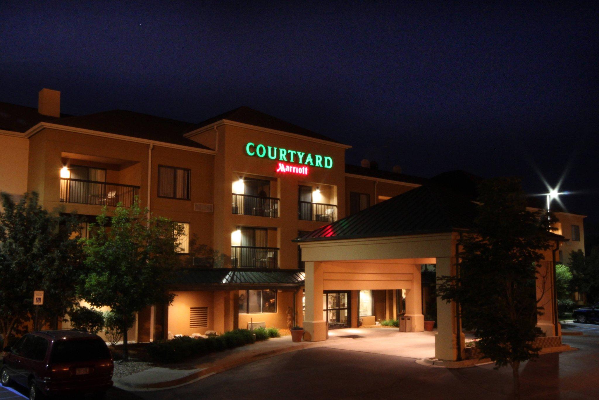 Courtyard Flint Grand Blanc in Flint, MI