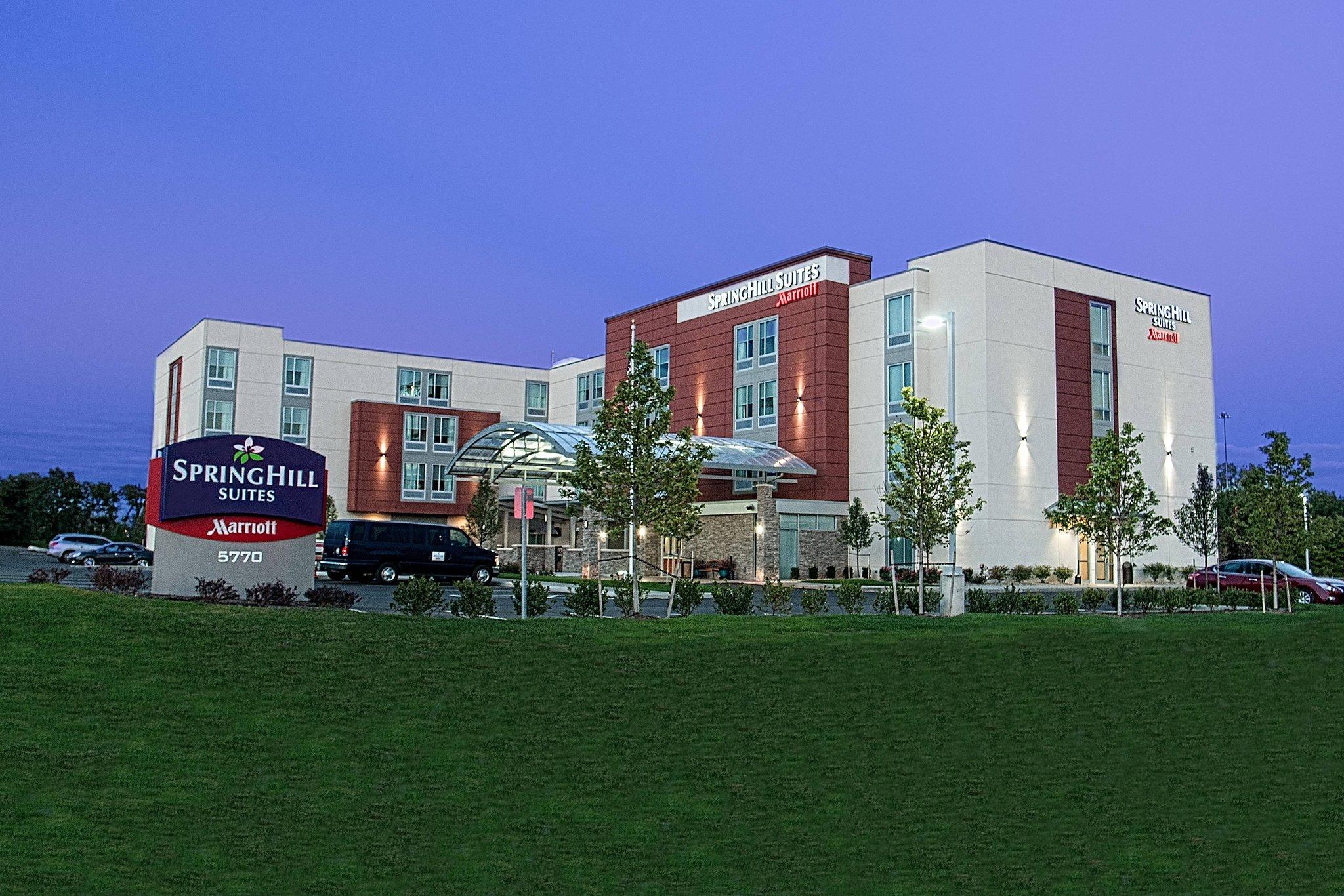 SpringHill Suites Canton in North Canton, OH