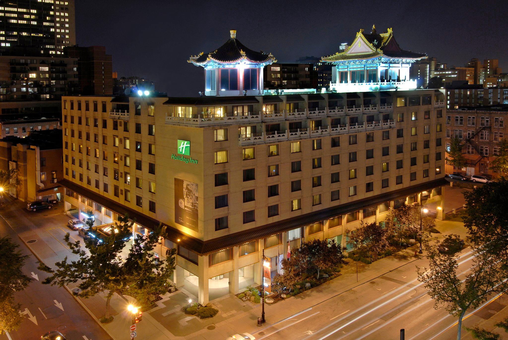 Holiday Inn Montréal Centre-ville Convention center in Montreal, QC