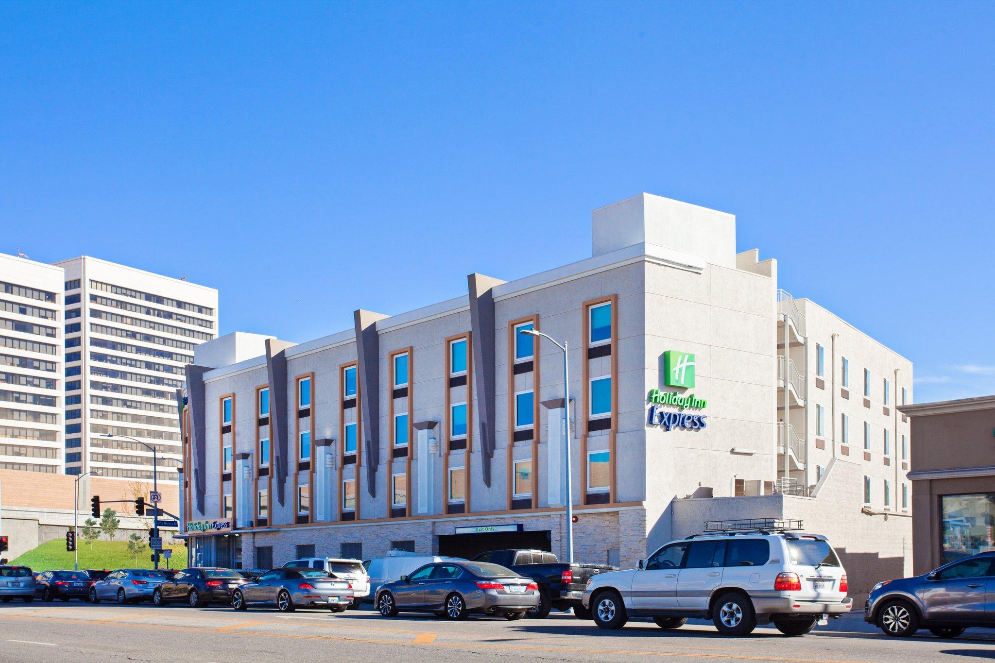Holiday Inn Express - West LA in Los Angeles, CA