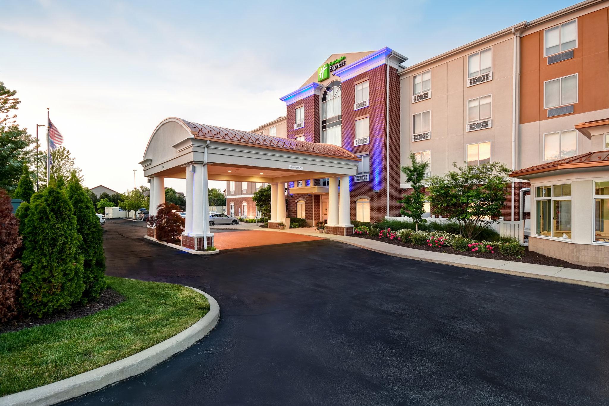 Holiday Inn Express Hotel & Suites Schererville in Schererville, IN