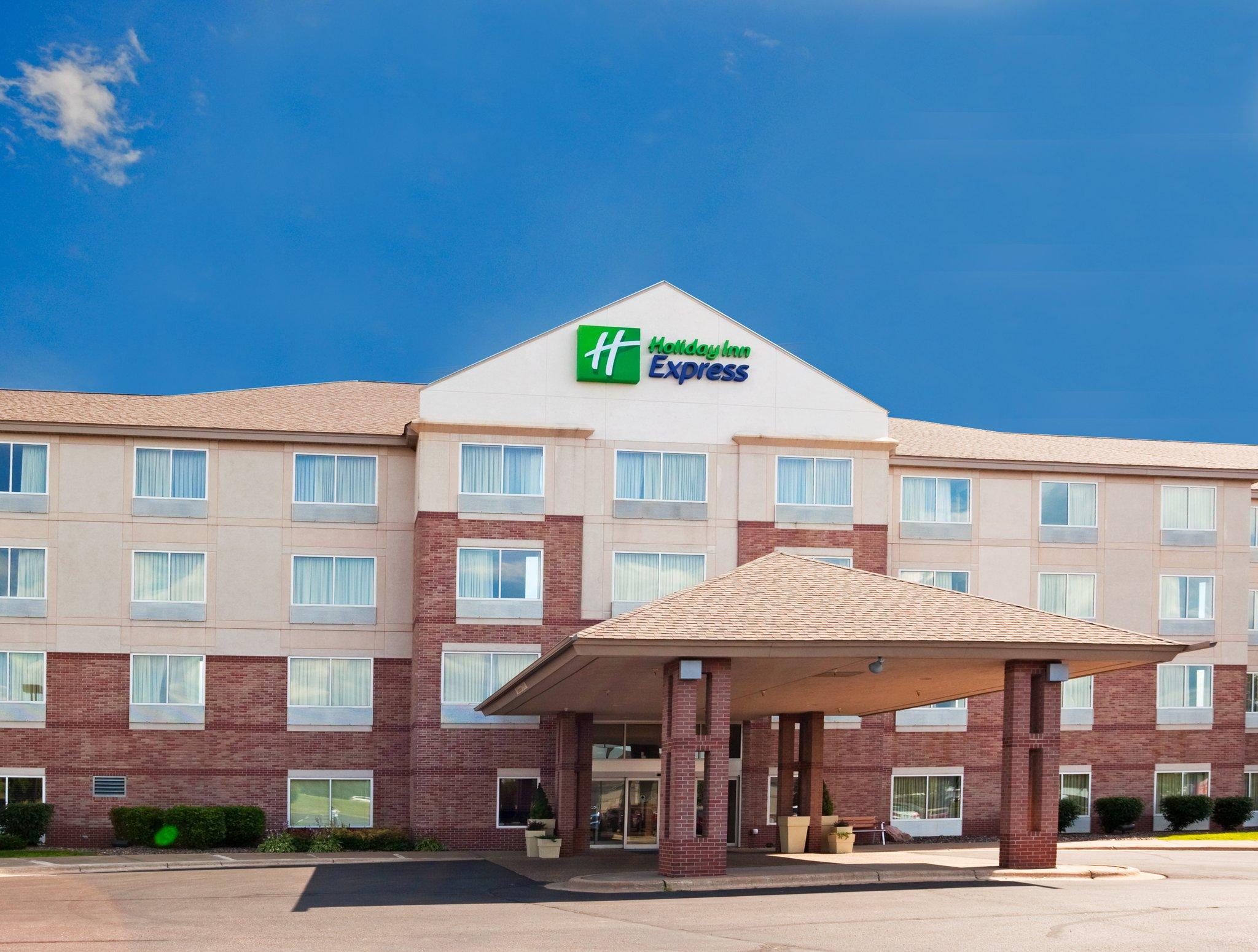 Holiday Inn Express Hotel & Suites St. Croix Valley in St. Croix Falls, WI