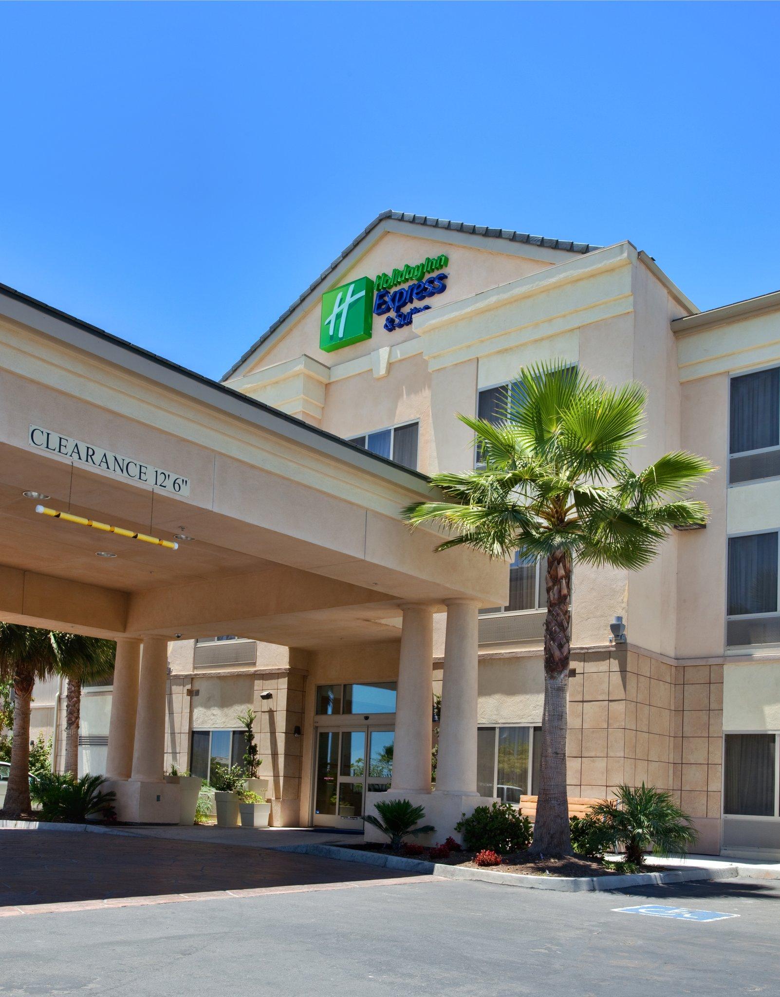 Holiday Inn Express & Suites San Diego Otay Mesa in San Diego, CA