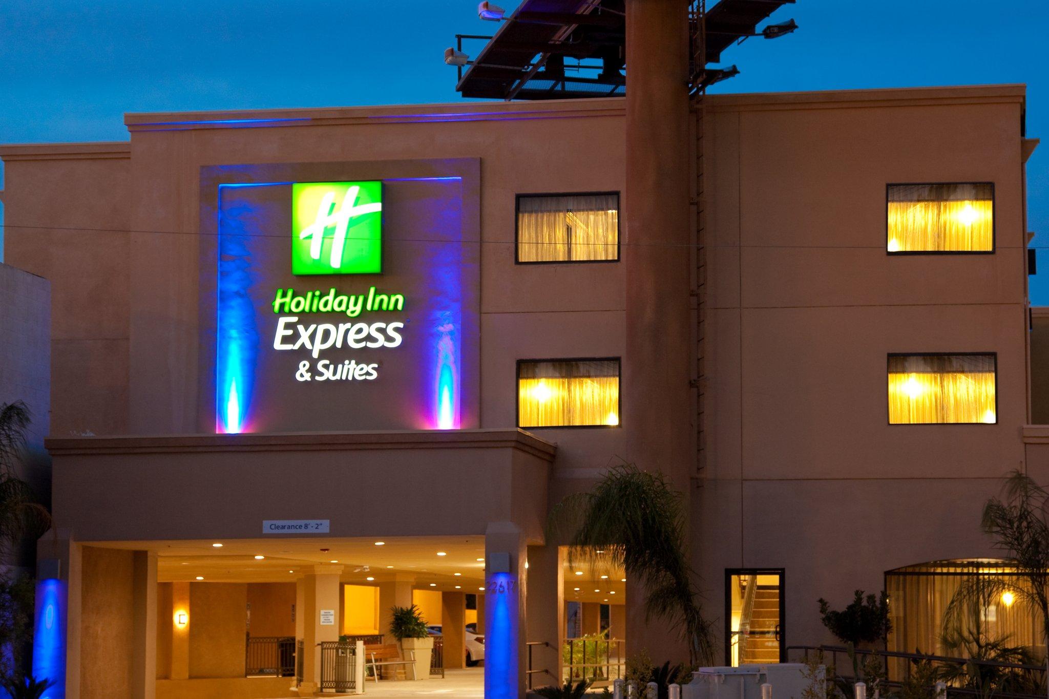 Holiday Inn Express Hotel & Suites Woodland Hills in Woodland Hills, CA