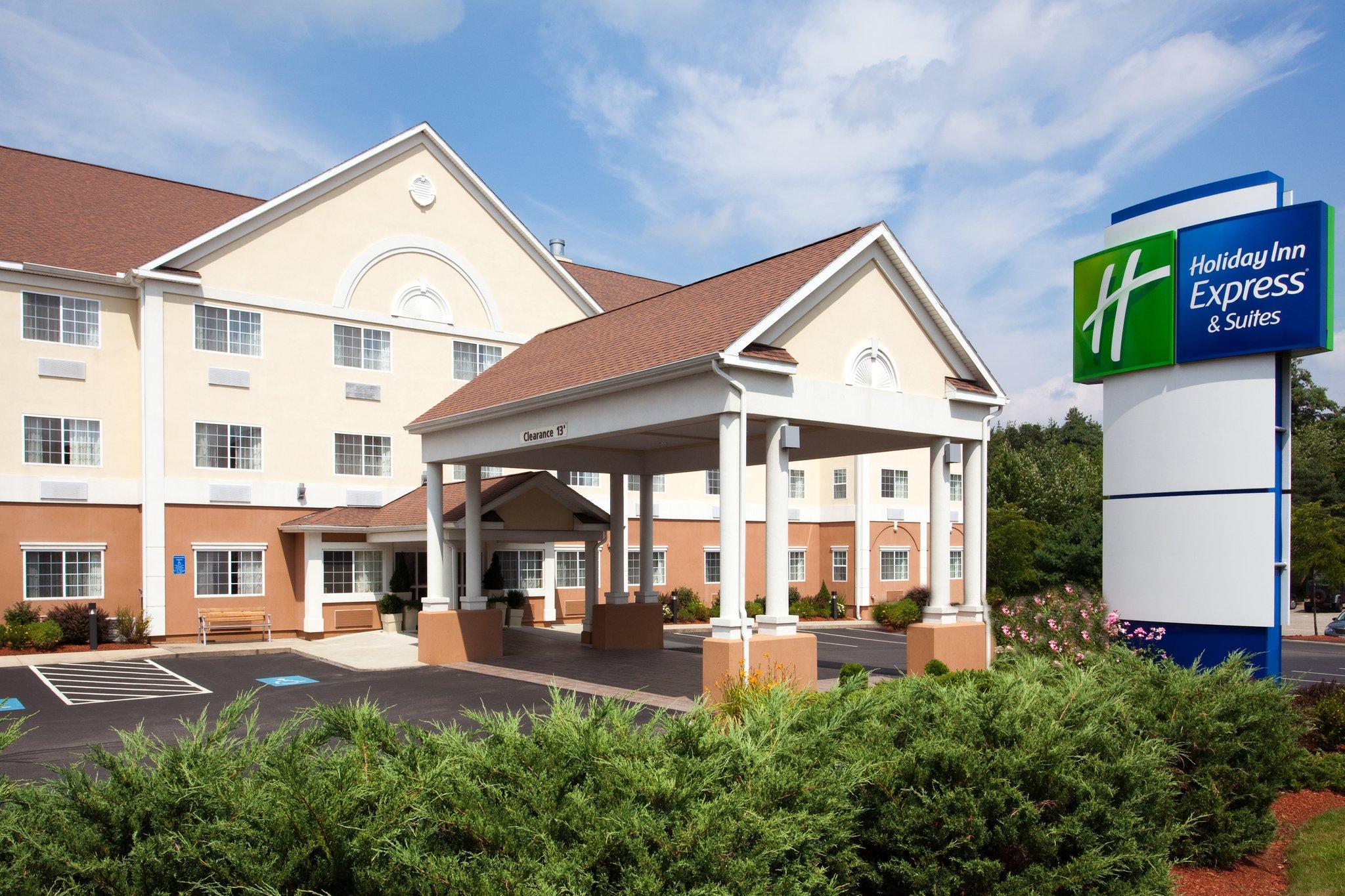 Holiday Inn Express Hotel & Suites Boston - Marlboro in Hudson, MA