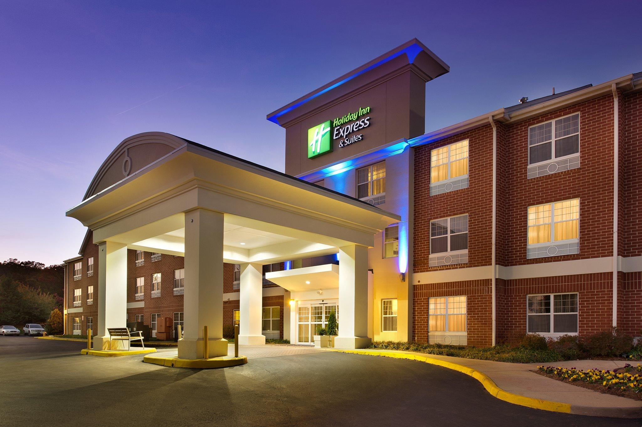 Holiday Inn Express & Suites Manassas in Manassas, VA