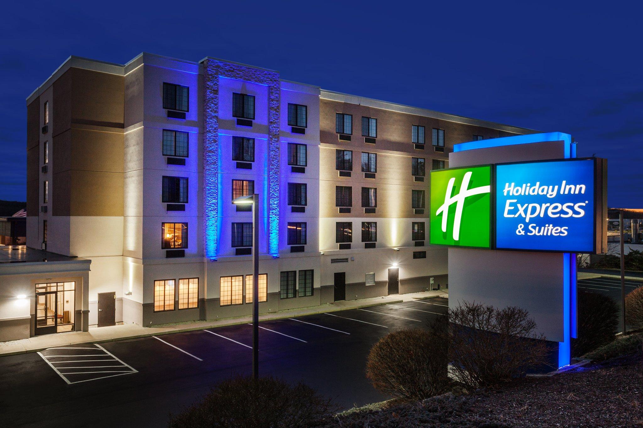 Holiday Inn Express Hotel & Suites Providence-Woonsocket in Woonsocket, RI