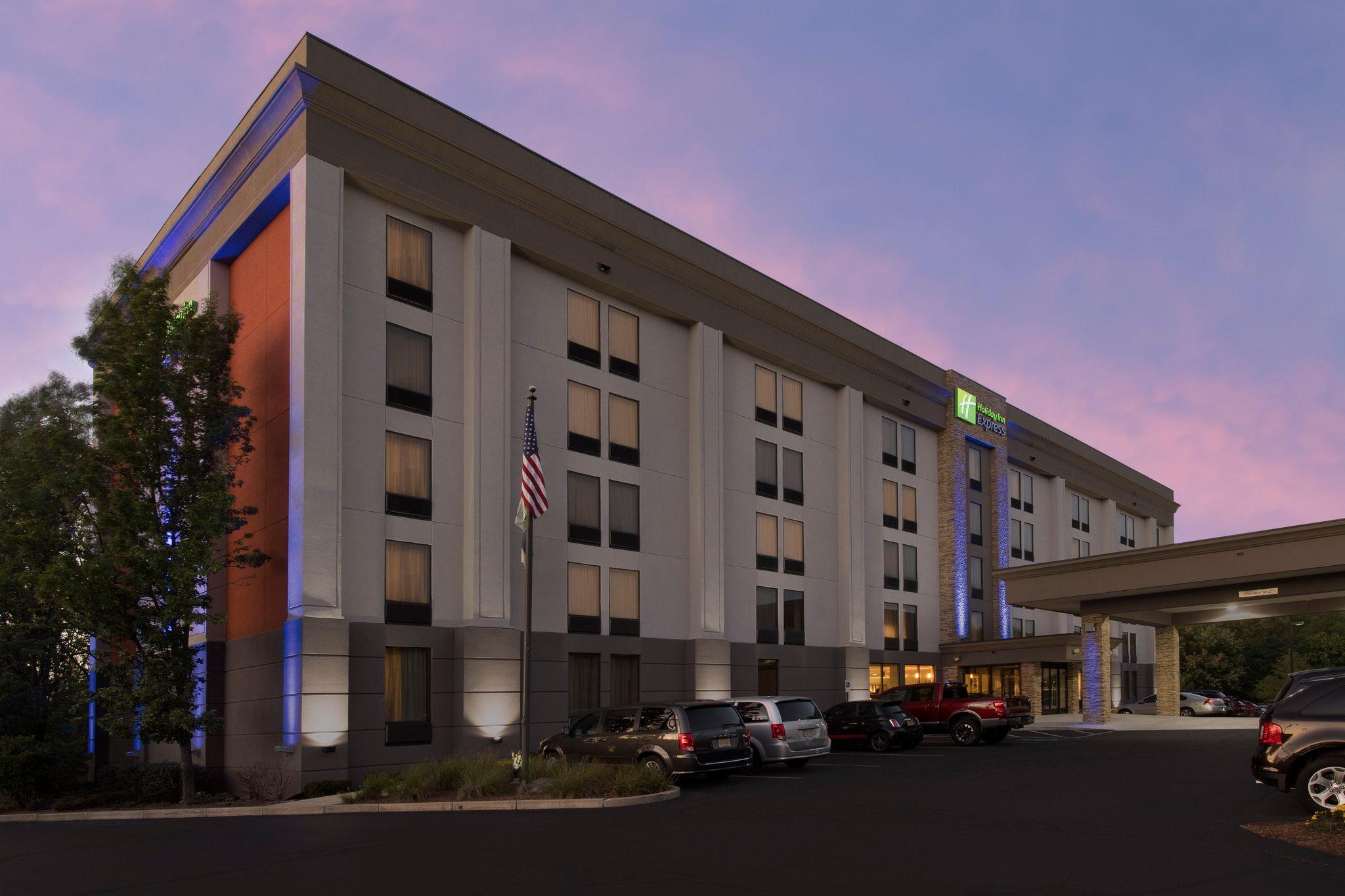 Holiday Inn Express Lawrence-Andover in Lawrence, MA