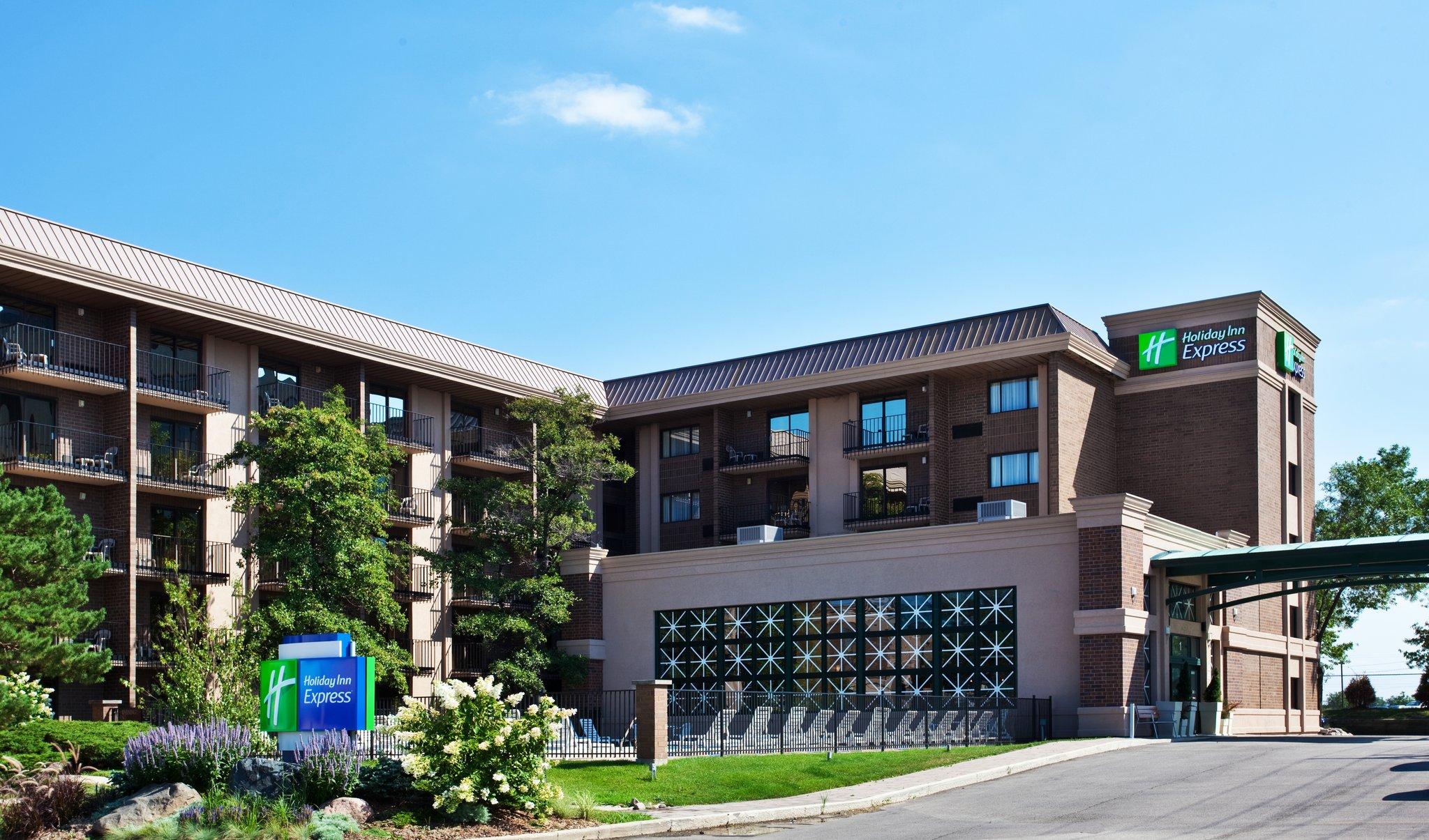 Holiday Inn Express Rolling Mdws- Schaumburg Area in Rolling Meadows, IL