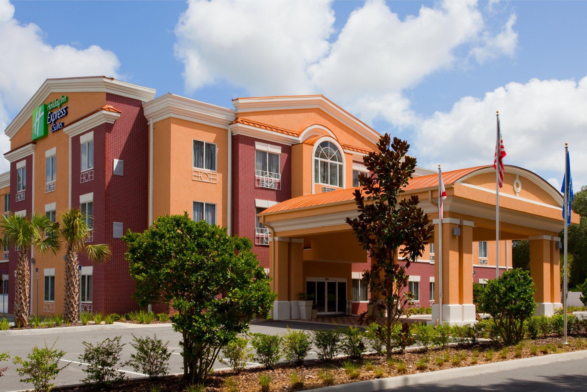 Holiday Inn Express Hotel & Suites Brooksville-I-75 in Brooksville, FL