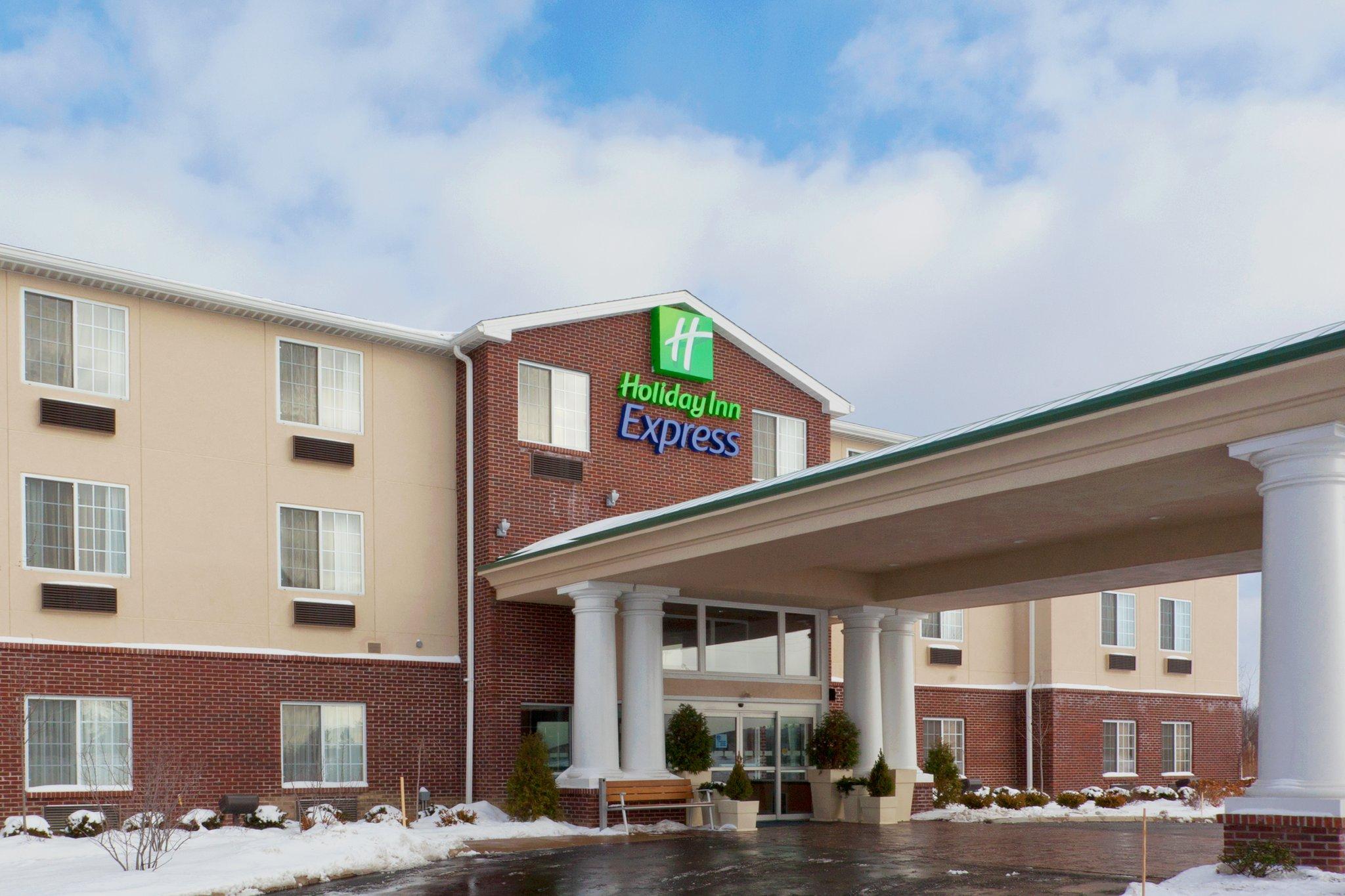Holiday Inn Express Hotel & Suites Ashtabula-Geneva in Austinburg, OH