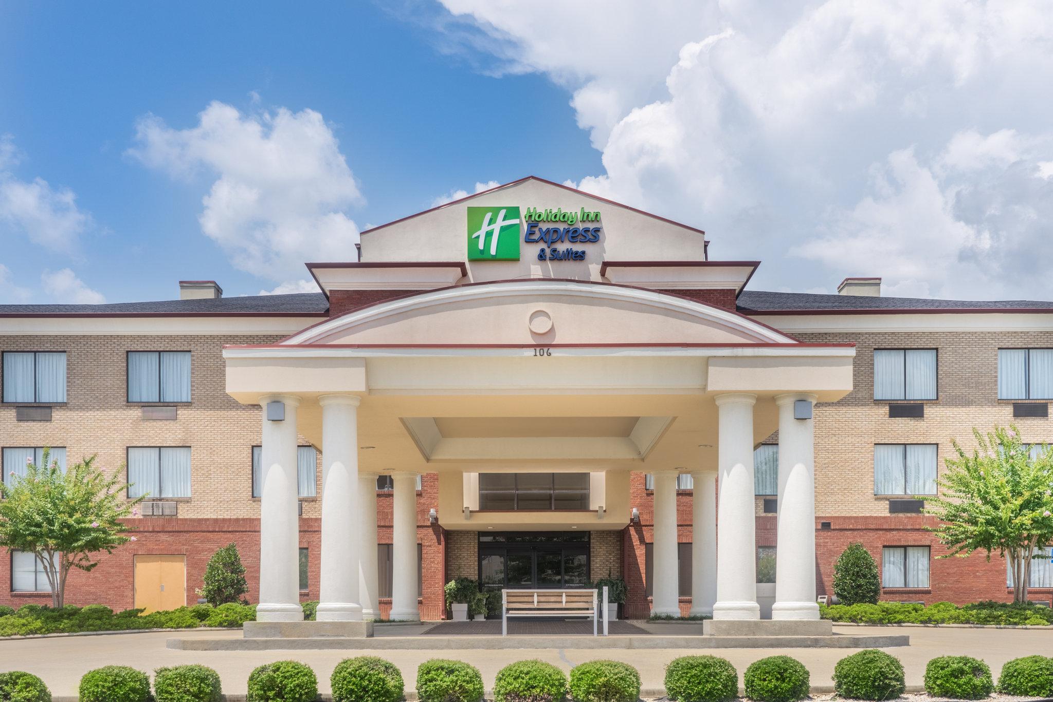 Holiday Inn Express Hotel & Suites Gadsden W-Near Attalla in Gadsden, AL