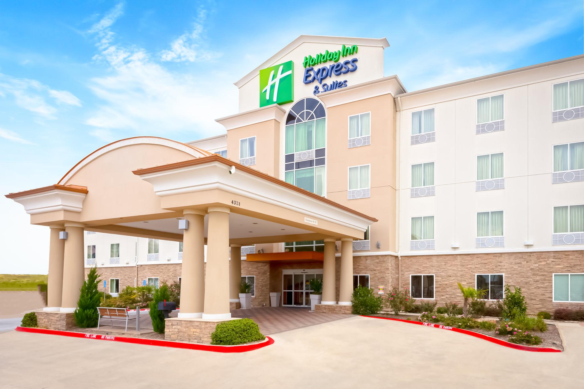 Holiday Inn Express & Suites Dallas W - I-30 Cockrell Hill in Dallas, TX