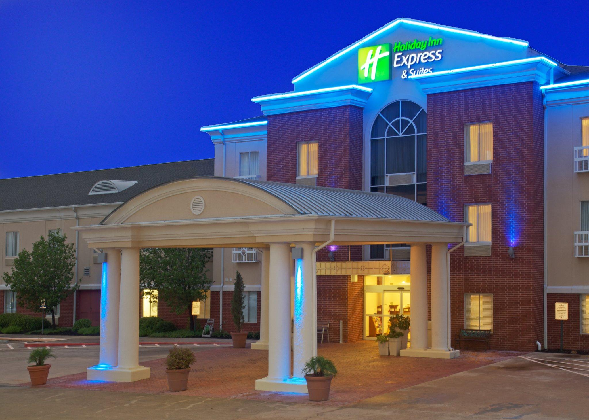 Holiday Inn Express Hotel & Suites Livingston in Livingston, TX