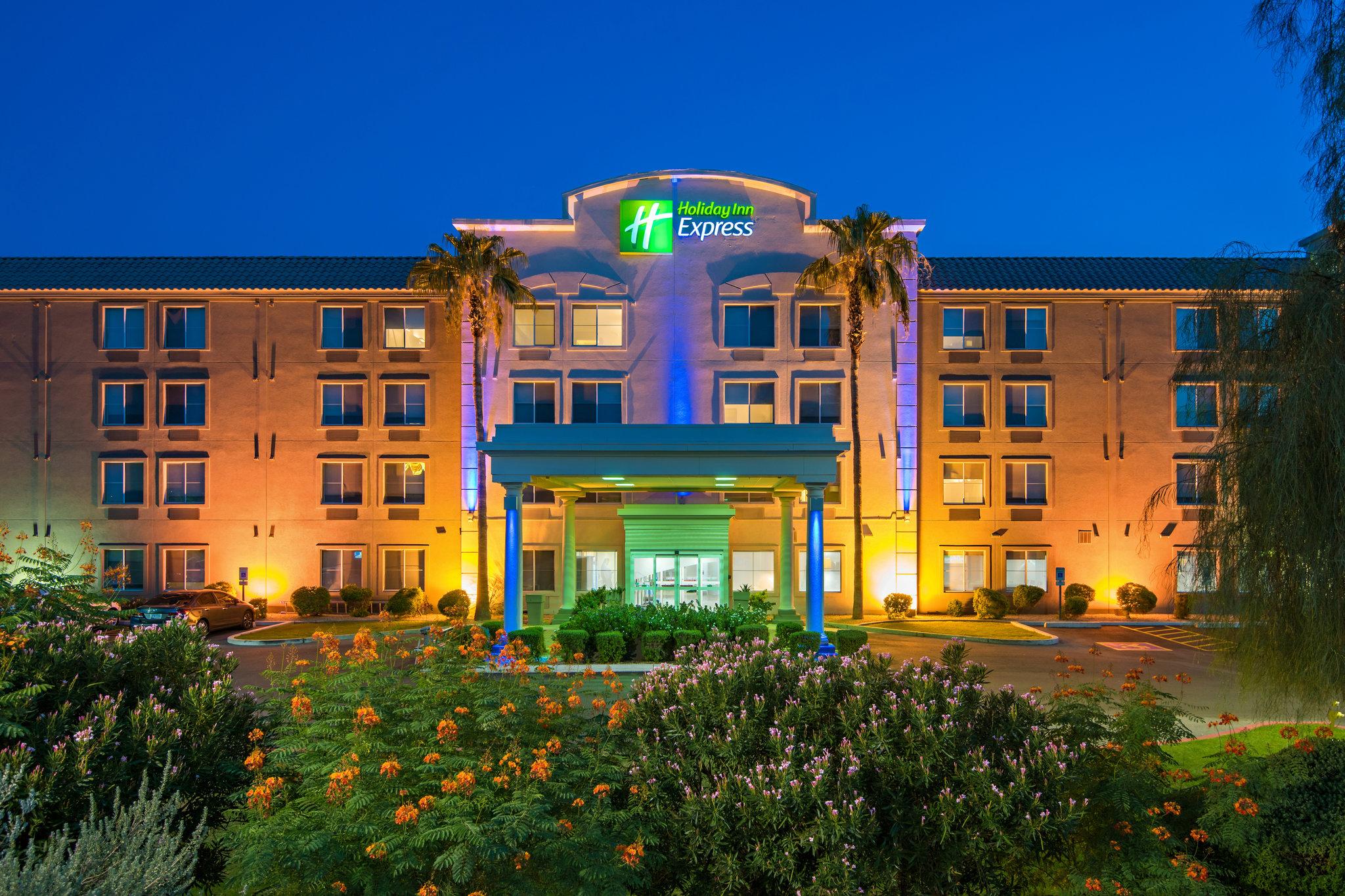 Holiday Inn Express Hotel & Suites Peoria North - Glendale in Peoria, AZ