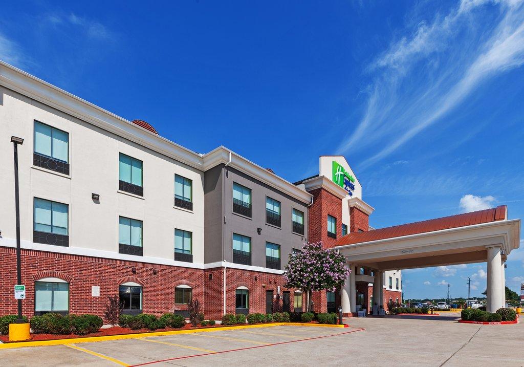 Holiday Inn Express Hotel & Suites Sealy image