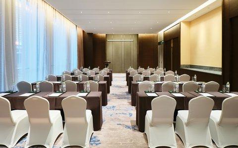 Crowne Plaza Nanning City Center в Наньнин, CN