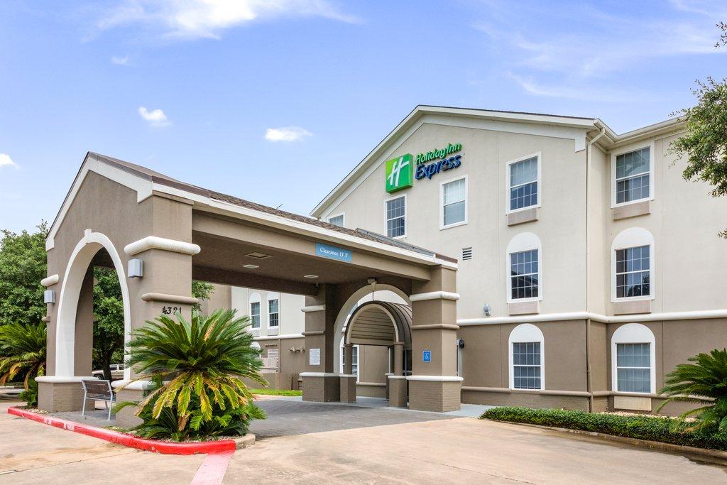 Holiday Inn Express Hotel & Suites - Columbus image