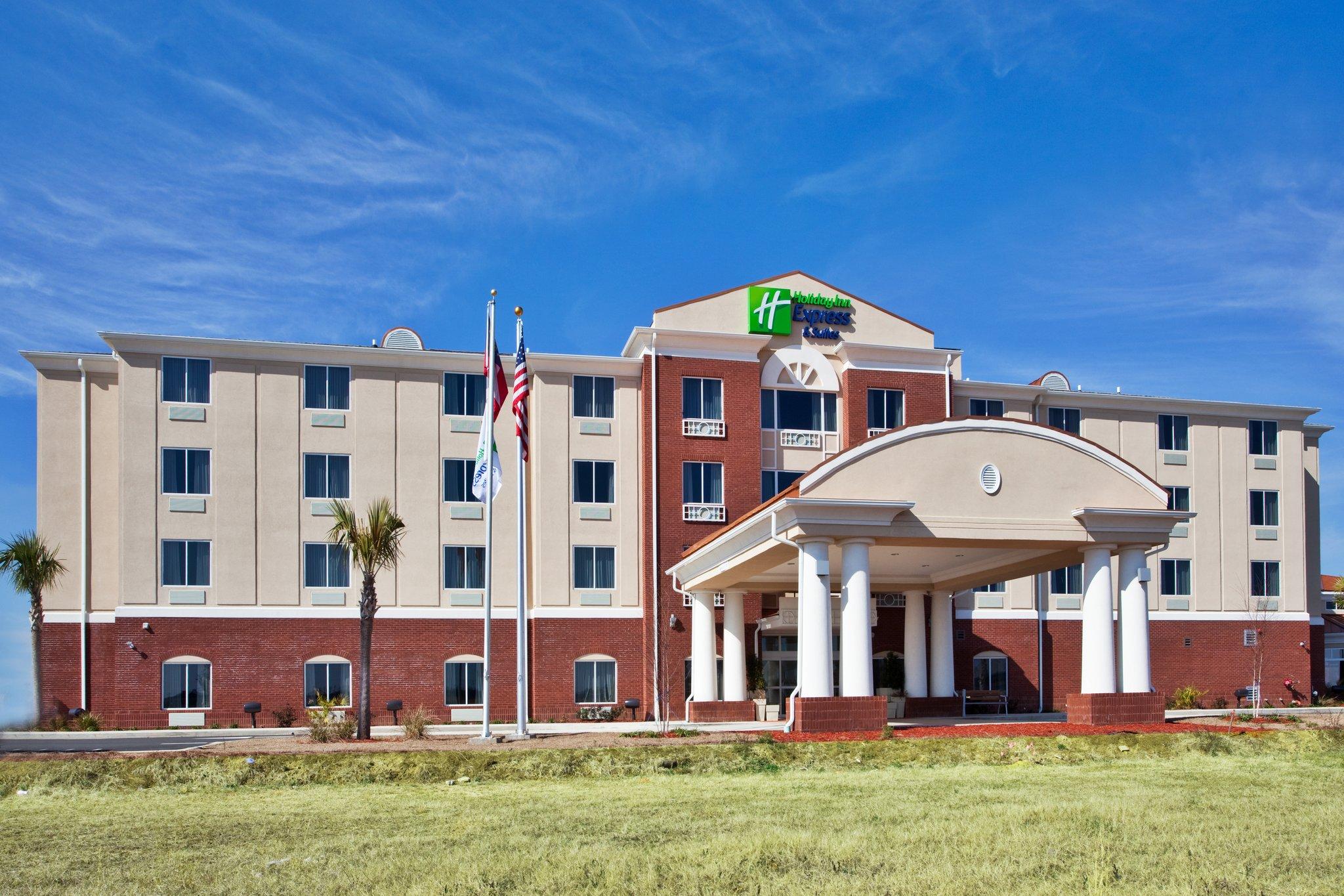 Holiday Inn Express Hotel & Suites Moultrie in Moultrie, GA