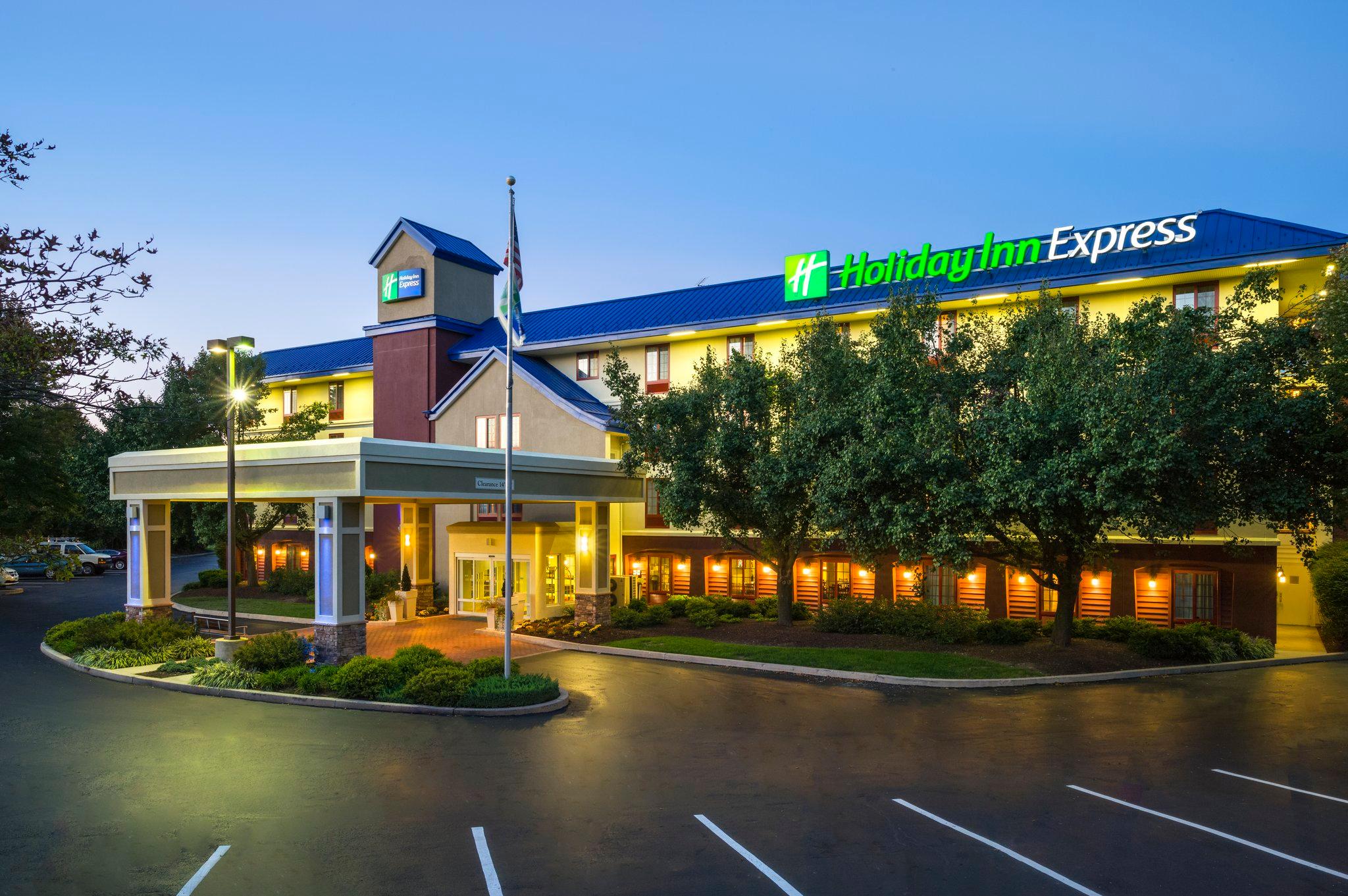 Holiday Inn Express Frazer-Malvern in Frazer, PA