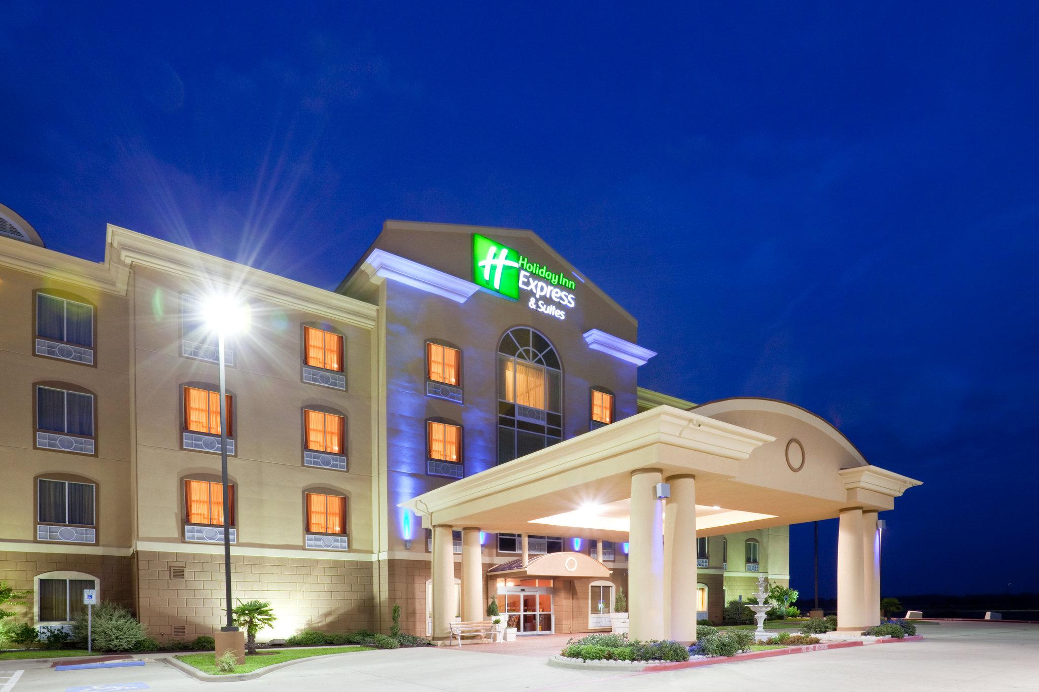 Holiday Inn Express Hotel & Suites Terrell in Terrell, TX