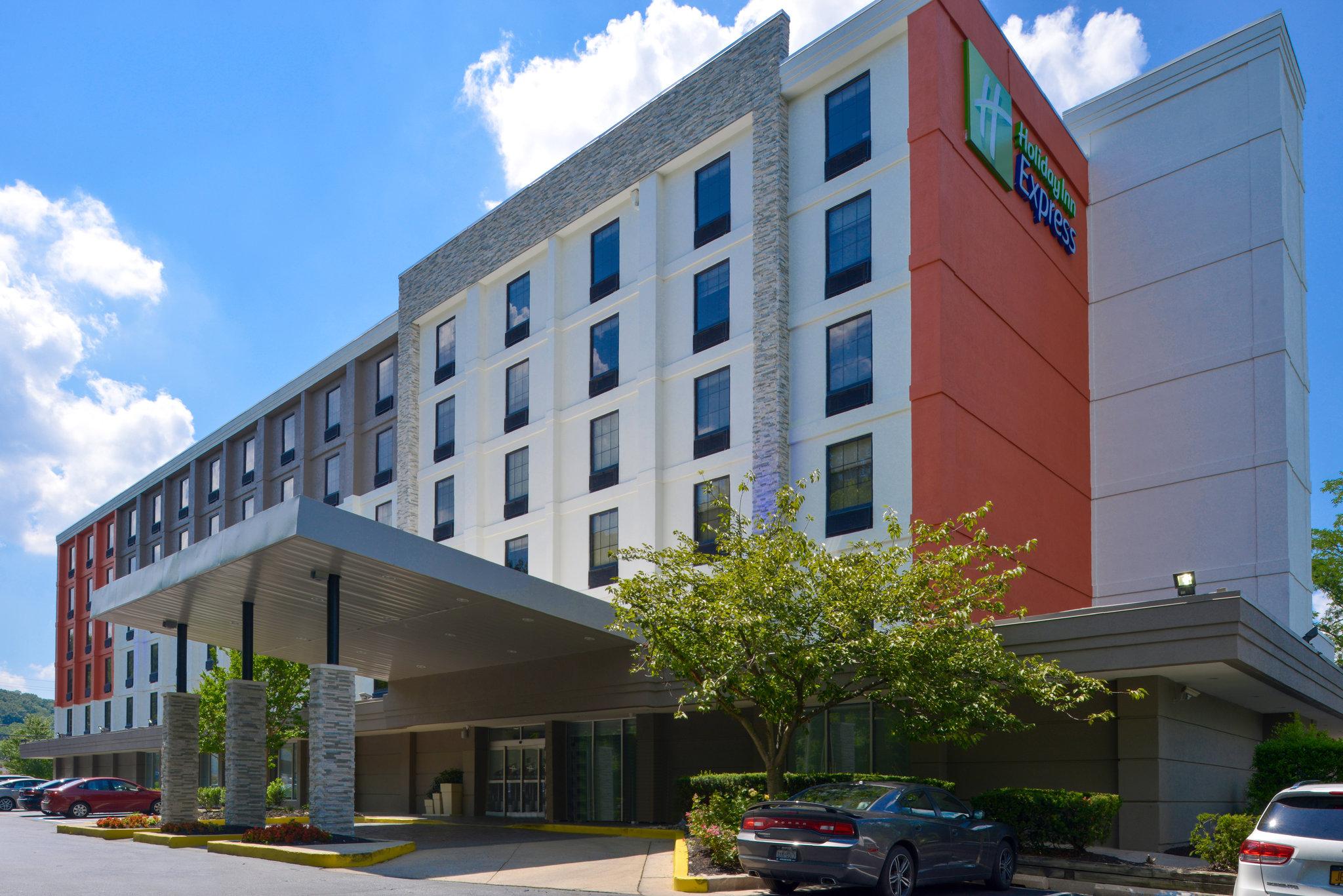Holiday Inn Express Towson Baltimore N in Towson, MD